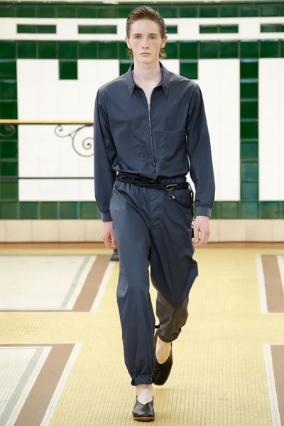 Look 5